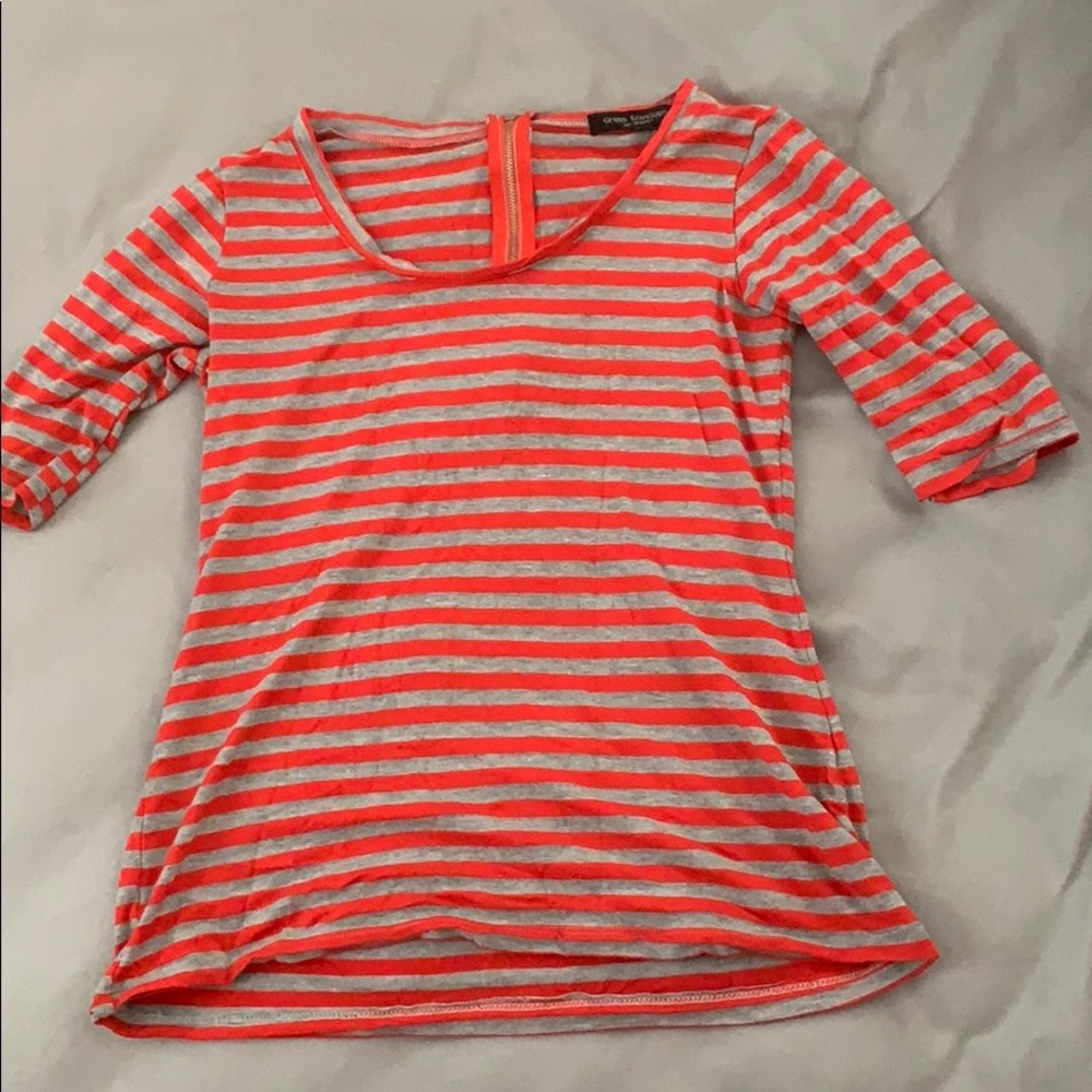 Striped tee with mid-arm sleeves